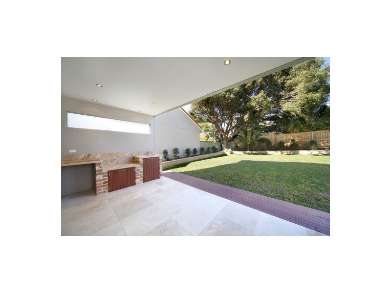 8 Lucas Street, Cronulla NSW 2230