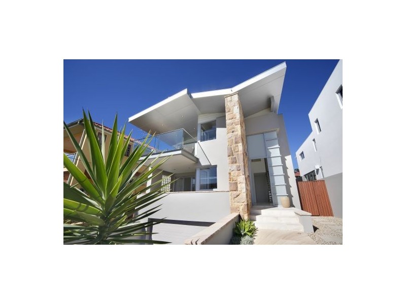 8 Lucas Street, Cronulla NSW 2230