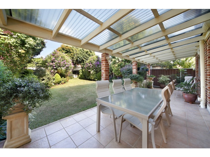 8 Minnamurra Avenue, Miranda NSW 2228