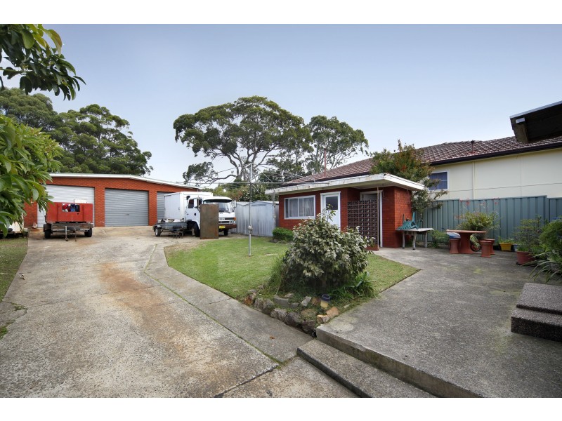 2 Booyong Avenue, Caringbah NSW 2229