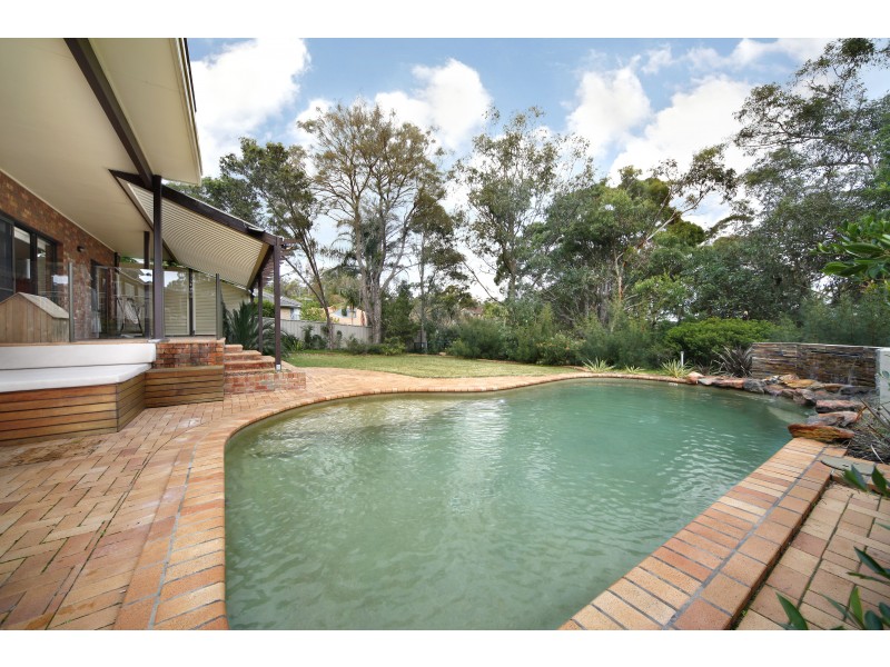 6 Lowry Pl, Woronora Heights NSW 2233