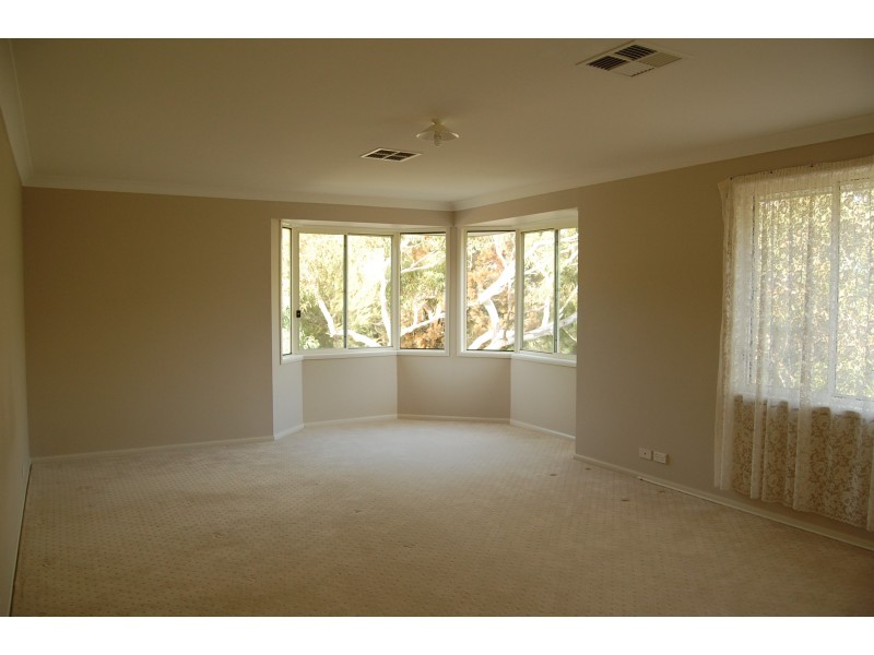 12A Hakea Street, Yarrawarrah NSW 2233