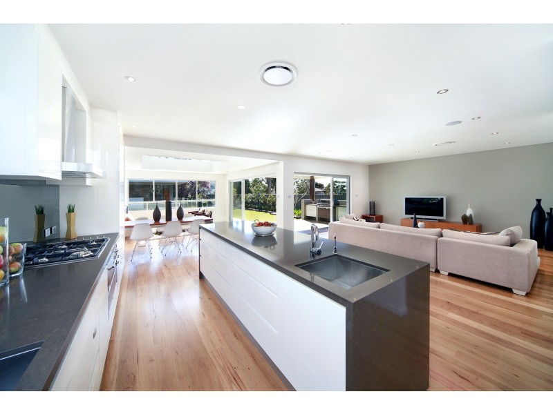 33 Smarts Crescent, Burraneer NSW 2230