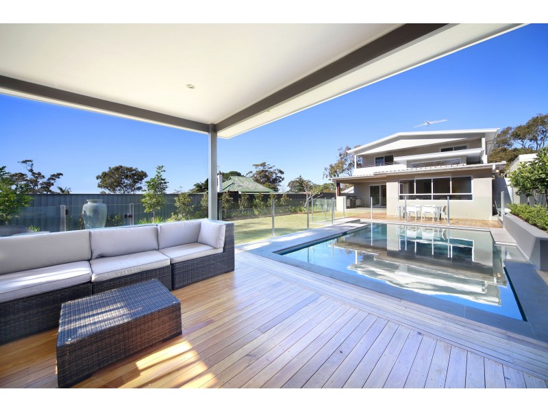 33 Smarts Crescent, Burraneer NSW 2230