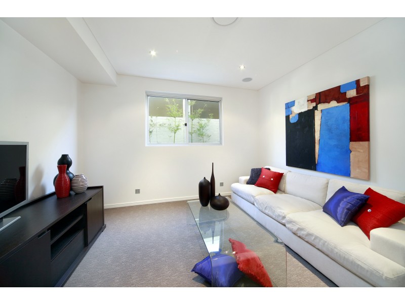 33 Smarts Crescent, Cronulla NSW 2230