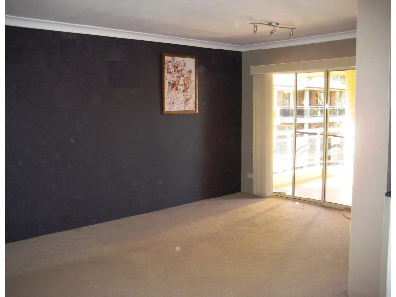 24 91 Acacia Road, Sutherland NSW 2232