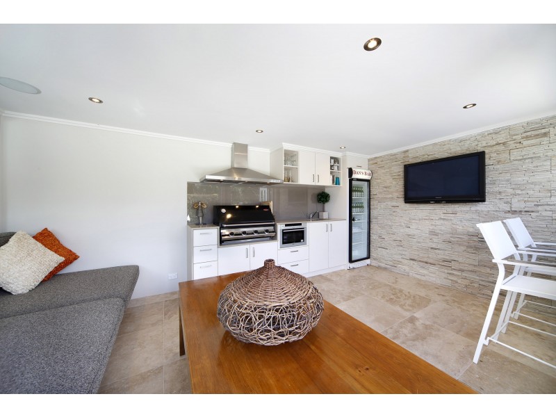 1 Bayview Road, Burraneer NSW 2230
