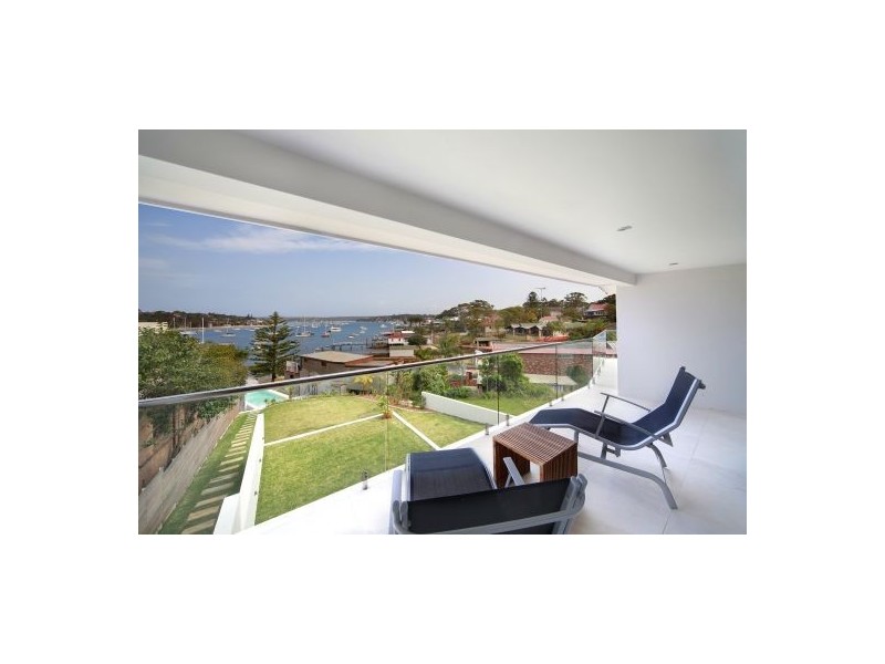 2/16  Dodson Avenue, Burraneer NSW 2230