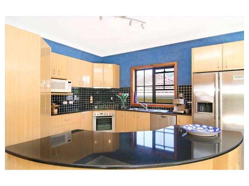 17 Yeramba Avenue, Dolans Bay NSW 2229