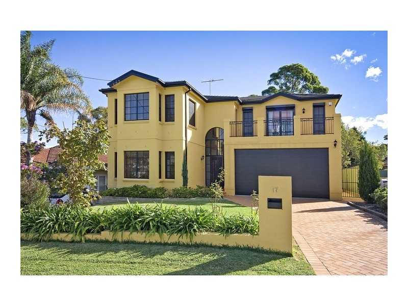 17 Yeramba Avenue, Dolans Bay NSW 2229