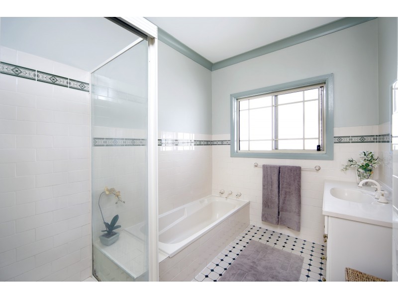 13 Regatta Avenue, Caringbah NSW 2229