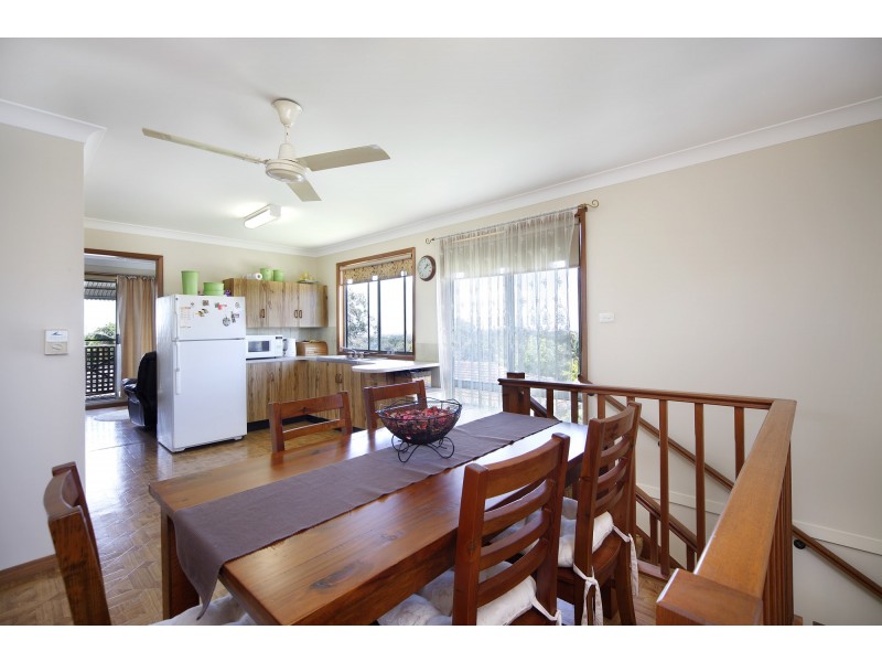 2 Kaloona Place, Kirrawee NSW 2232
