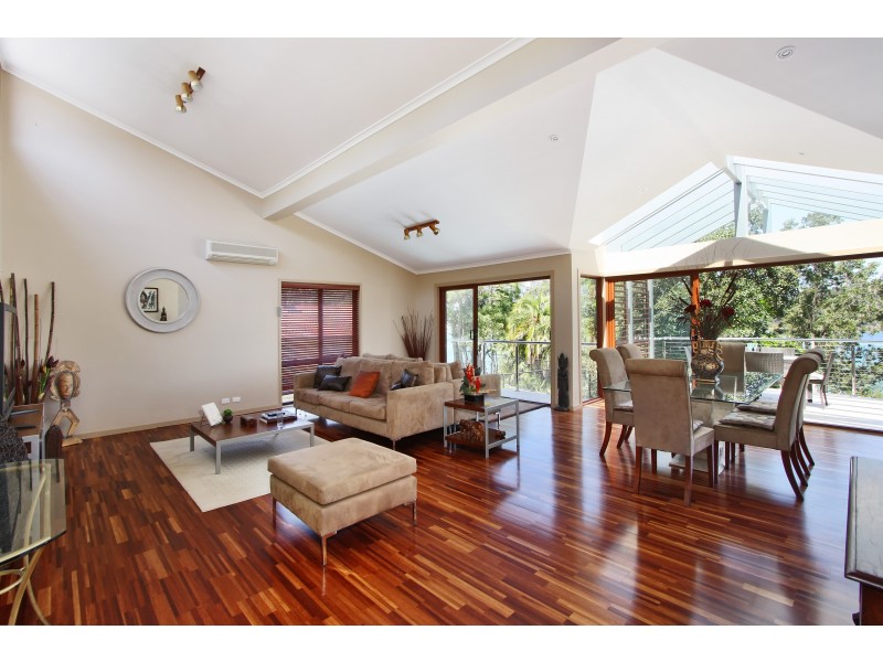 2 Bareena Street, Lilli Pilli NSW 2229