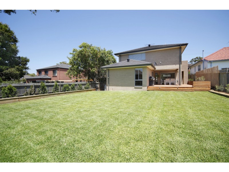 118 Gannons Road, Caringbah NSW 2229