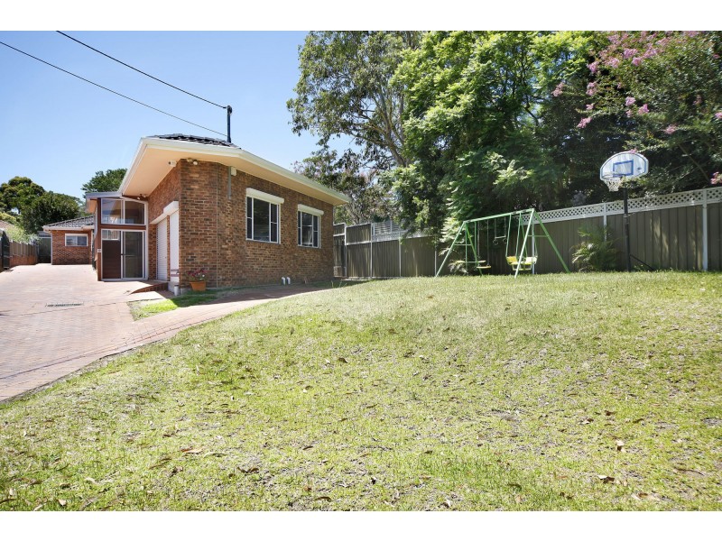 9 Wilga Road, Caringbah NSW 2229