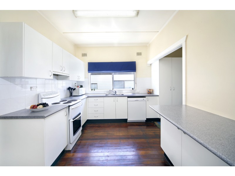 8 Georges River Road, Oyster Bay NSW 2225