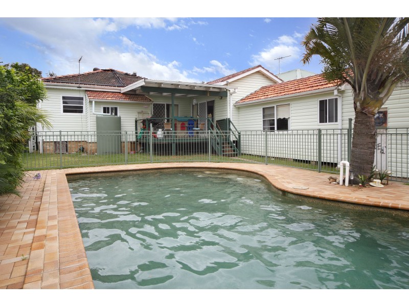 37 Raleigh Avenue, Caringbah NSW 2229