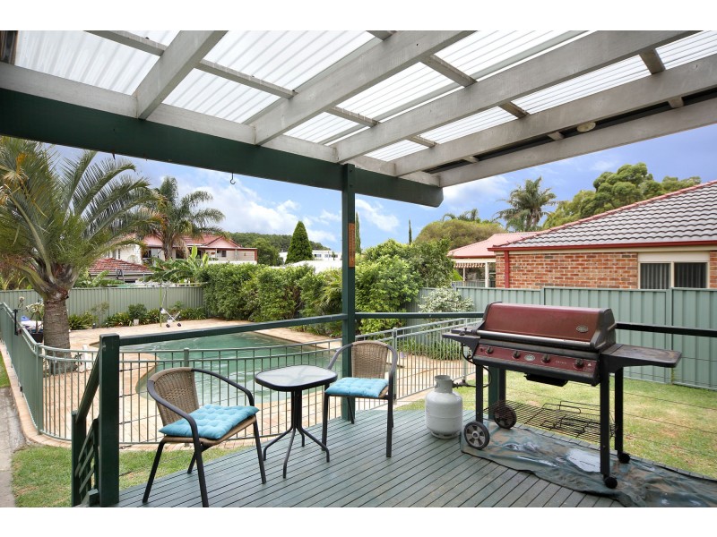 37 Raleigh Avenue, Caringbah NSW 2229