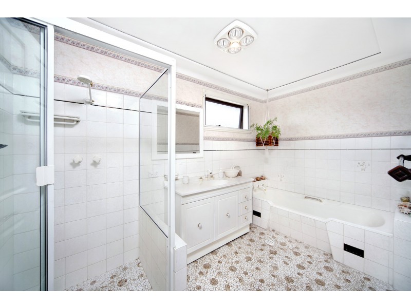 23b Roper Crescent, Sylvania Waters NSW 2224