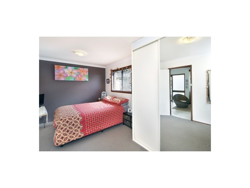 33 Queanbeyan Ave, Miranda NSW 2228