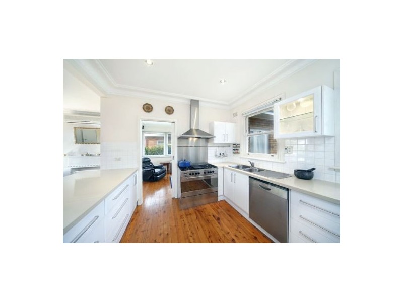 24 Pacific Street, Caringbah NSW 2229