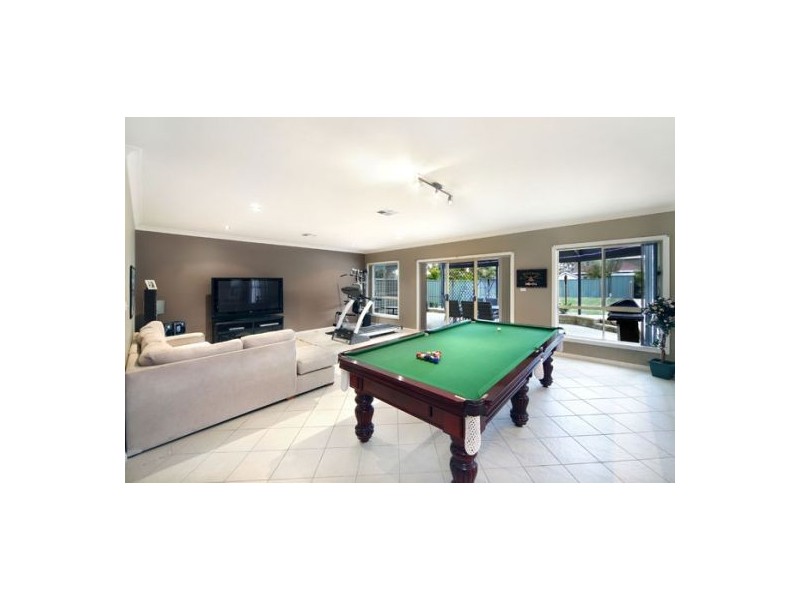 11 Kiwong Street, Yowie Bay NSW 2228