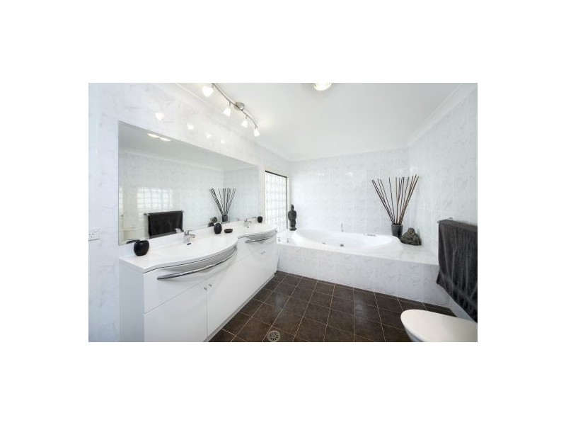 27  Castelnau Street, Caringbah NSW 2229