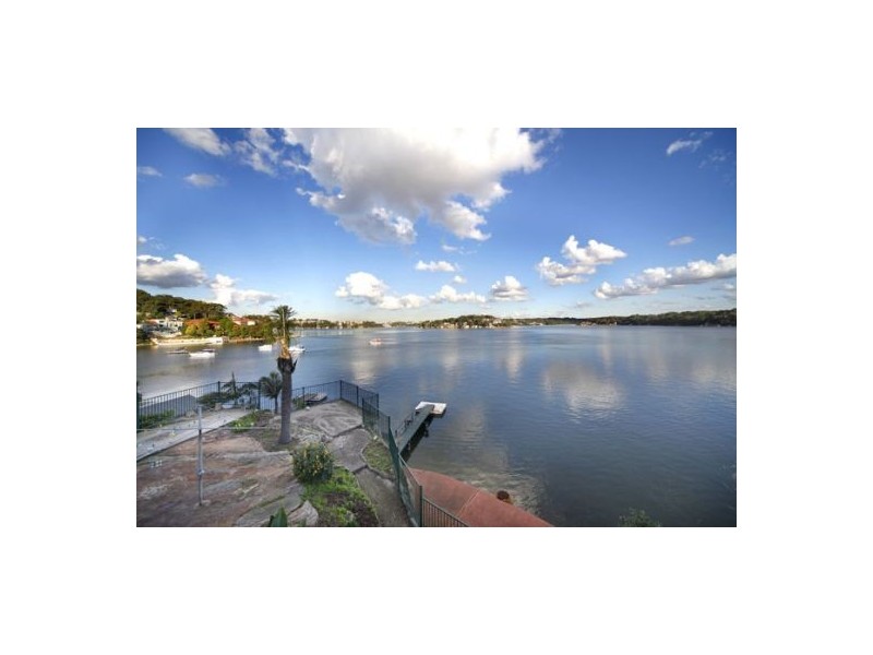 6 Wadsley Crescent, Connells Point NSW 2221