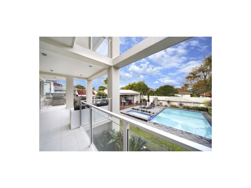 34 Hyndman Parade, Woolooware NSW 2230