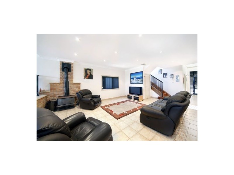 10 Langer Avenue, Caringbah NSW 2229