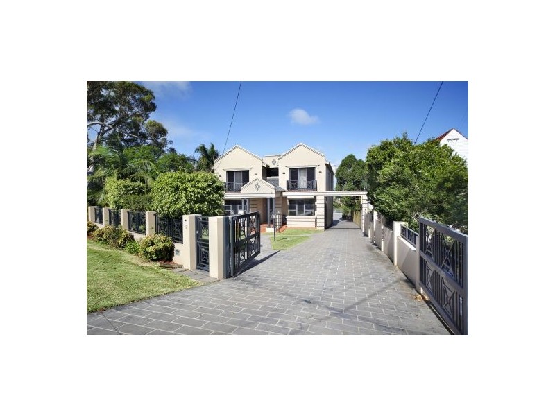 10 Langer Avenue, Caringbah NSW 2229