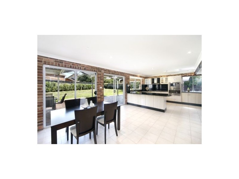 3 Dunbar Place, Illawong NSW 2234