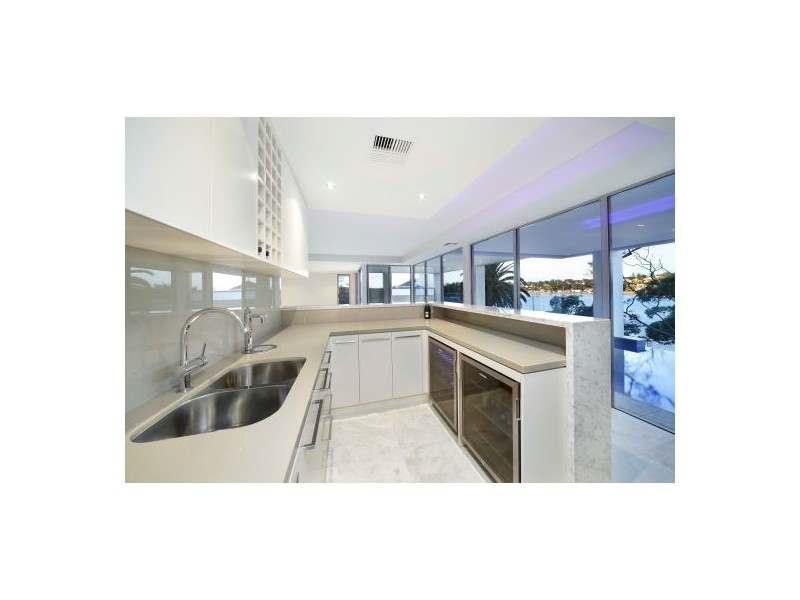 1 Binaville Avenue, Burraneer NSW 2230