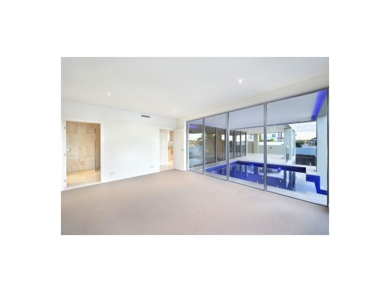 1 Binaville Avenue, Burraneer NSW 2230