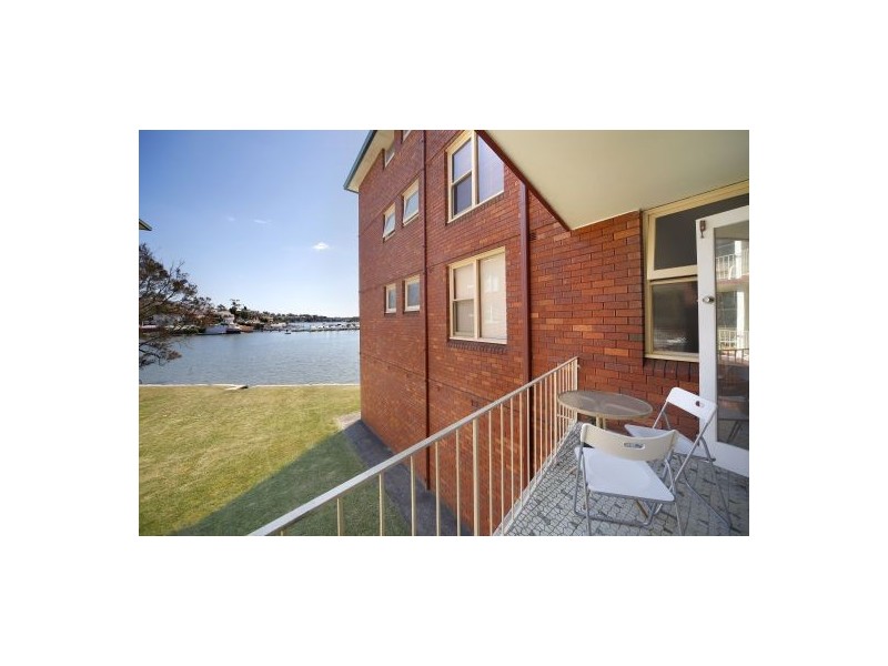 8/19 Clare Street, Sylvania NSW 2224