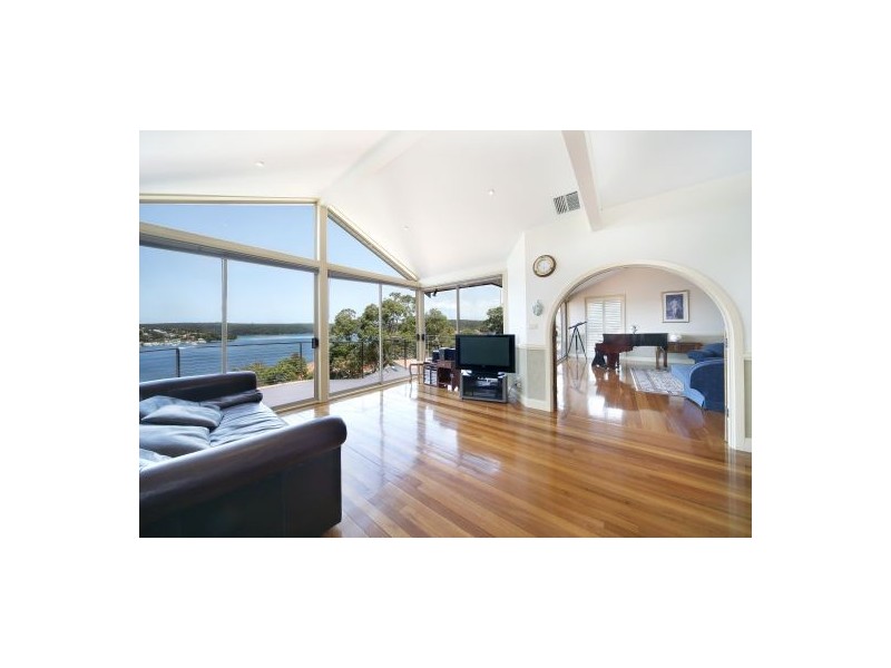 422 Willarong Road, Caringbah NSW 2229