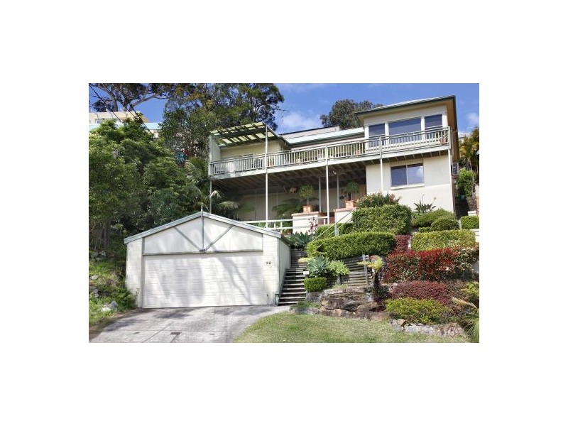32 Immarna Ave, Lilli Pilli NSW 2229
