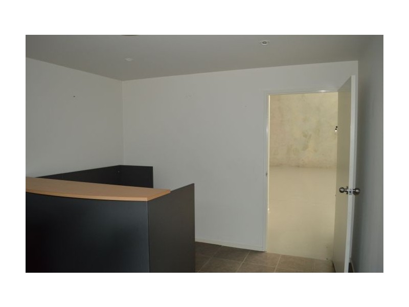 12/55-57 Commerce Crct, Yatala QLD 4207