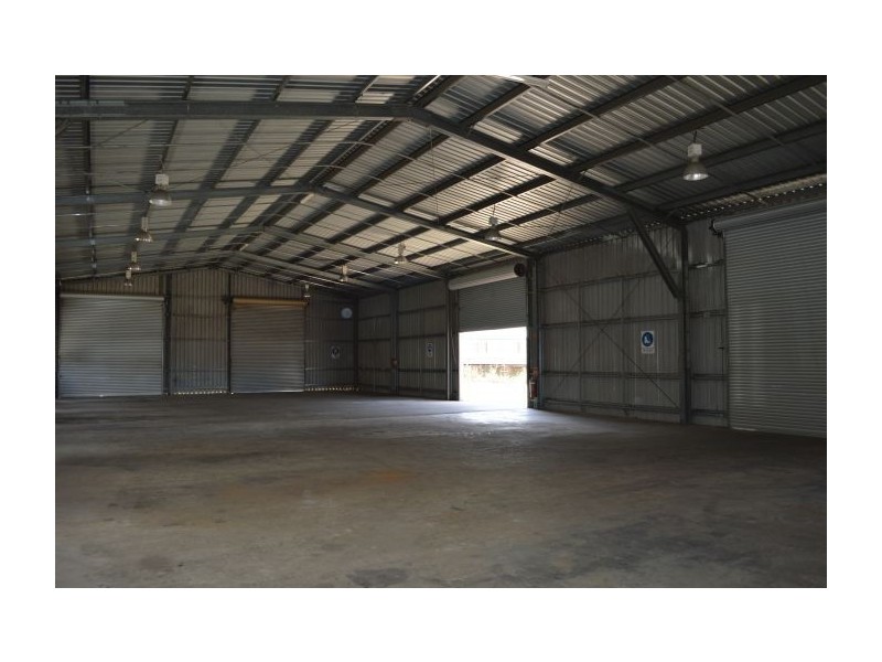 Unit 1/23-25 Centenary Place, Logan Village QLD 4207