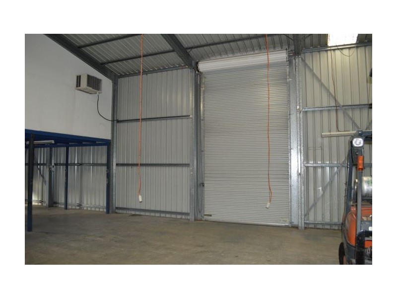 33 Production Avenue, Molendinar QLD 4214