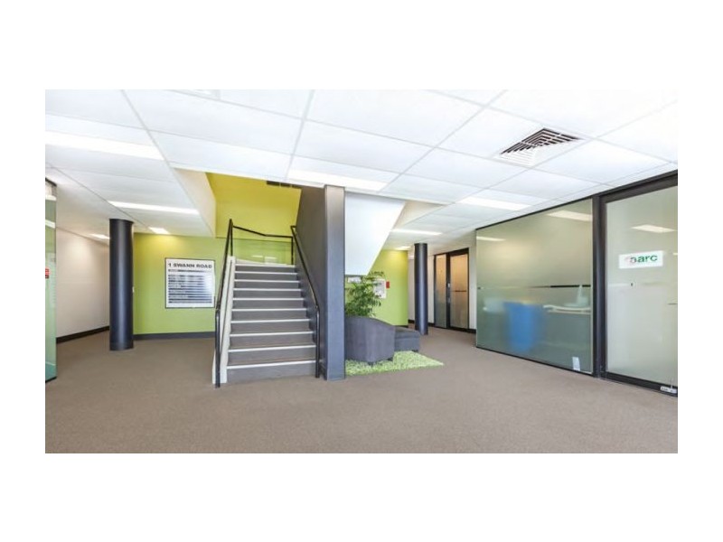 1 Swann Rd, Taringa QLD 4068