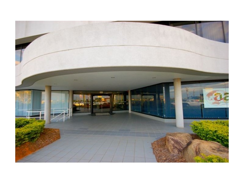 1 Swann Rd, Taringa QLD 4068