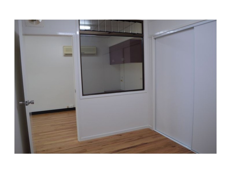 1/24 Vanessa Blvd, Springwood QLD 4127