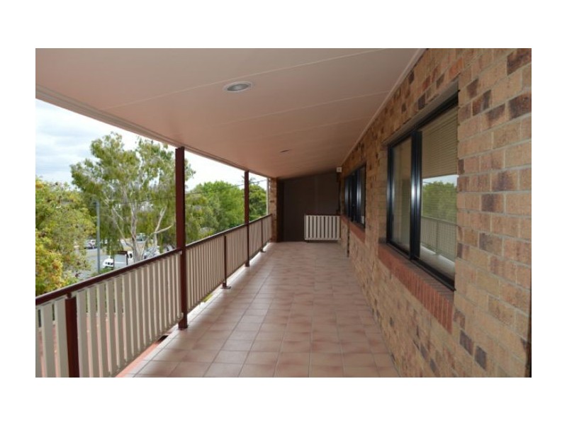 3/16 Vanessa Blvd, Springwood QLD 4127