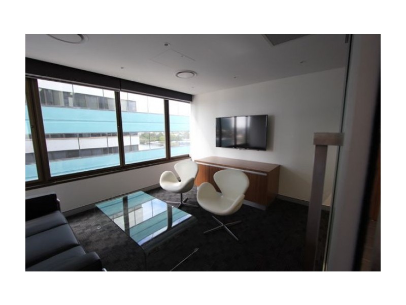 Suite 8.01/303 Coronation Drive, Milton QLD 4064