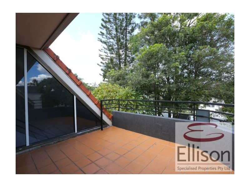 3/24 Vanessa Blvd, Springwood QLD 4127