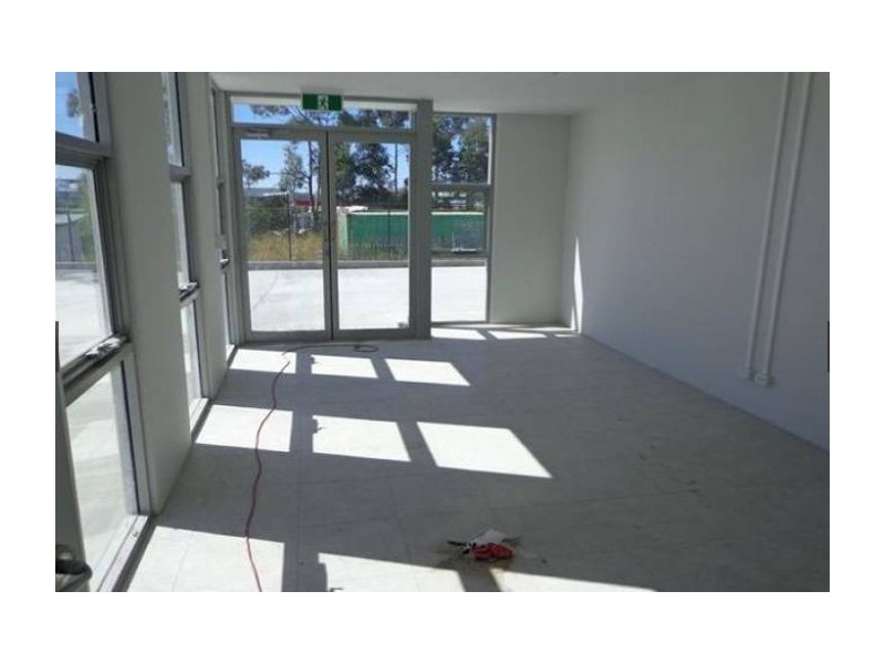 4/3 Millennium Circuit, Helensvale QLD 4212