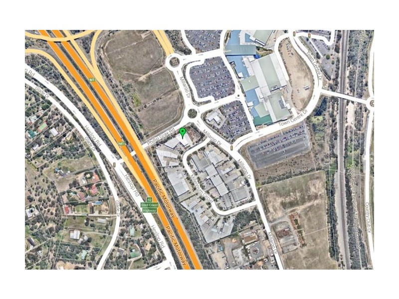 4/3 Millennium Circuit, Helensvale QLD 4212