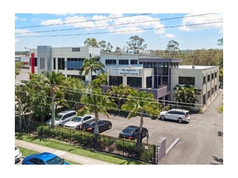 3912 Pacific Highway, Loganholme QLD 4129