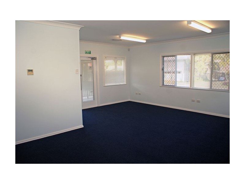 4/12 Jowett Street, Coomera QLD 4209